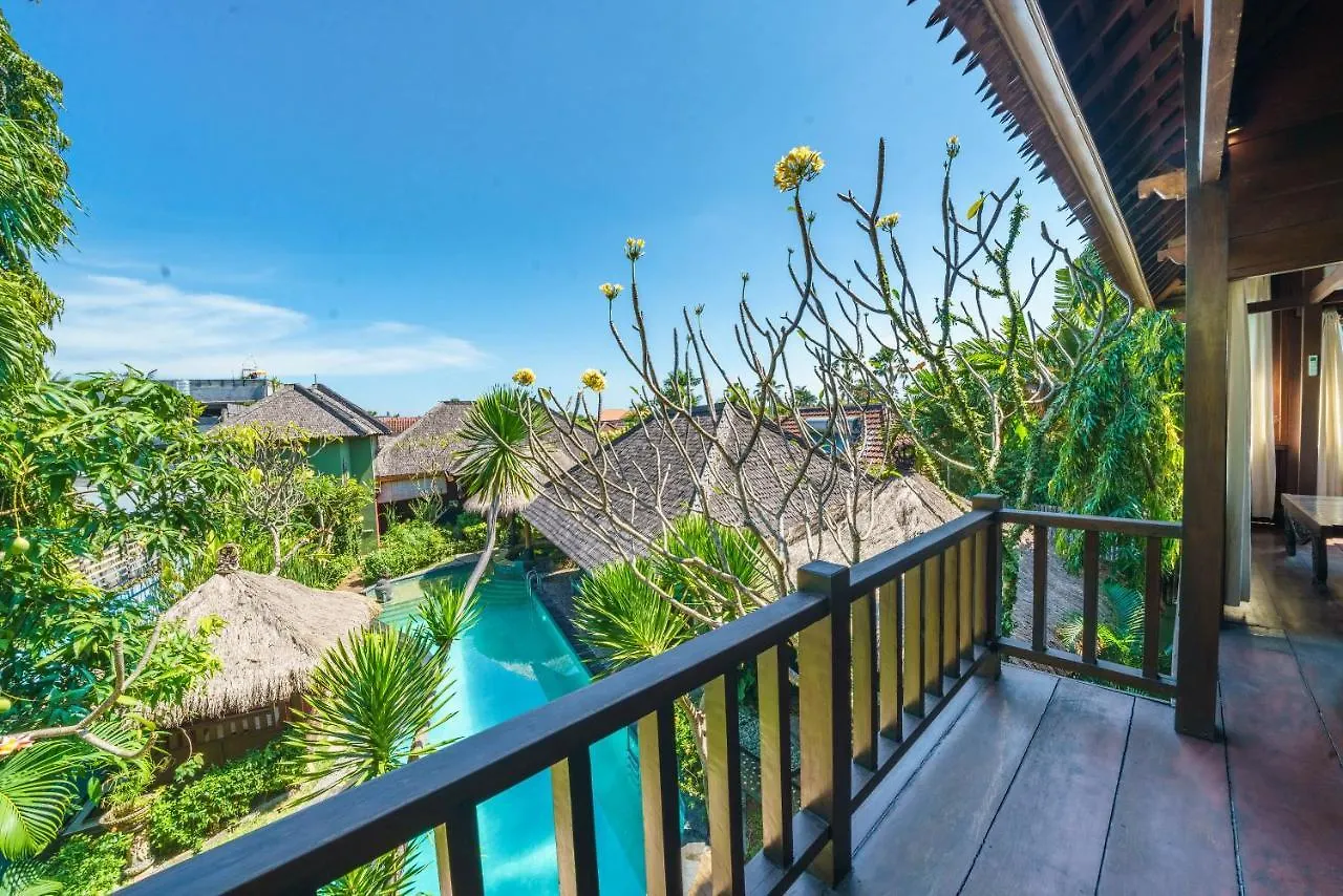Villa Santhi - Beautiful Villa With Large Pool In Seminyak