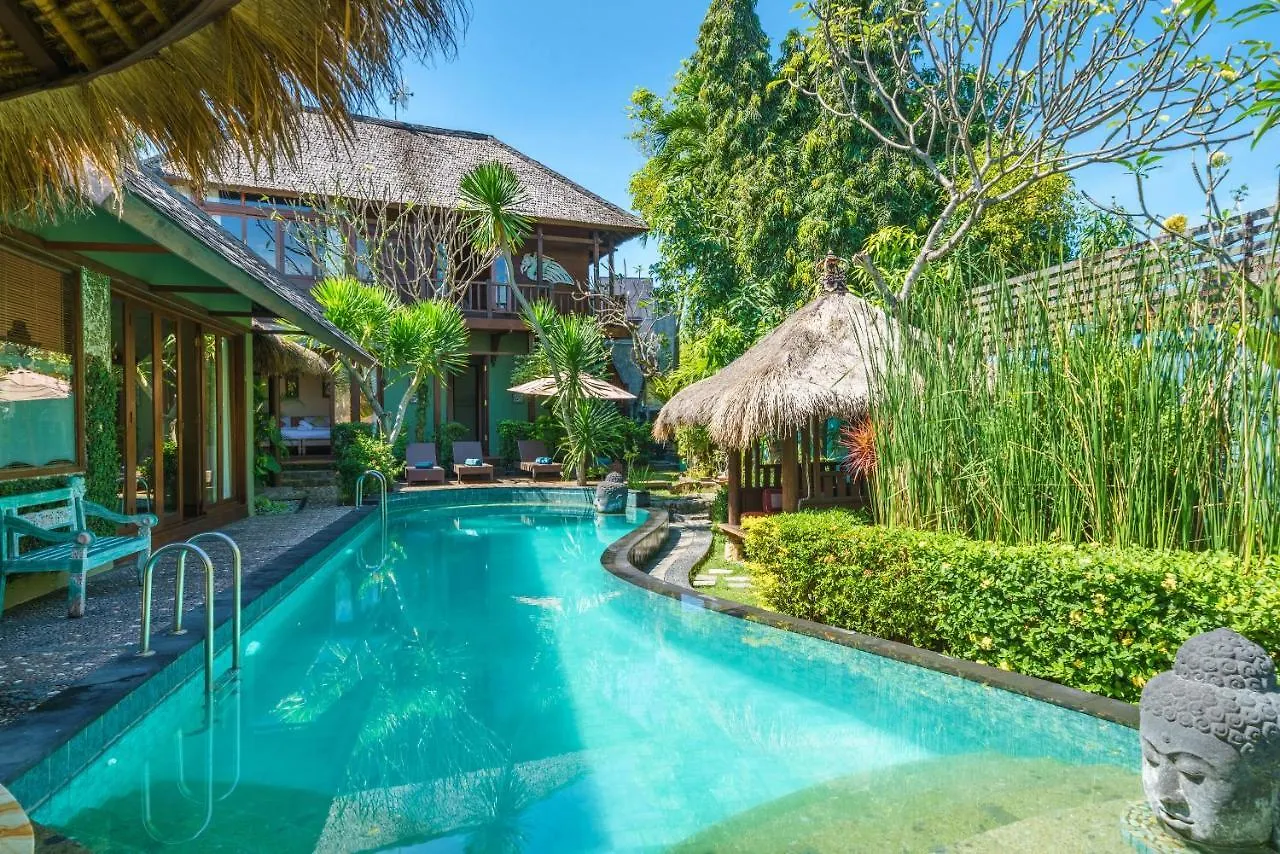 Villa Santhi - Beautiful Villa With Large Pool In Seminyak 0*, 세미냑