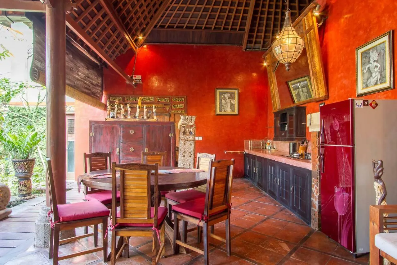 Villa Santhi - Beautiful Villa With Large Pool In Seminyak 세미냑