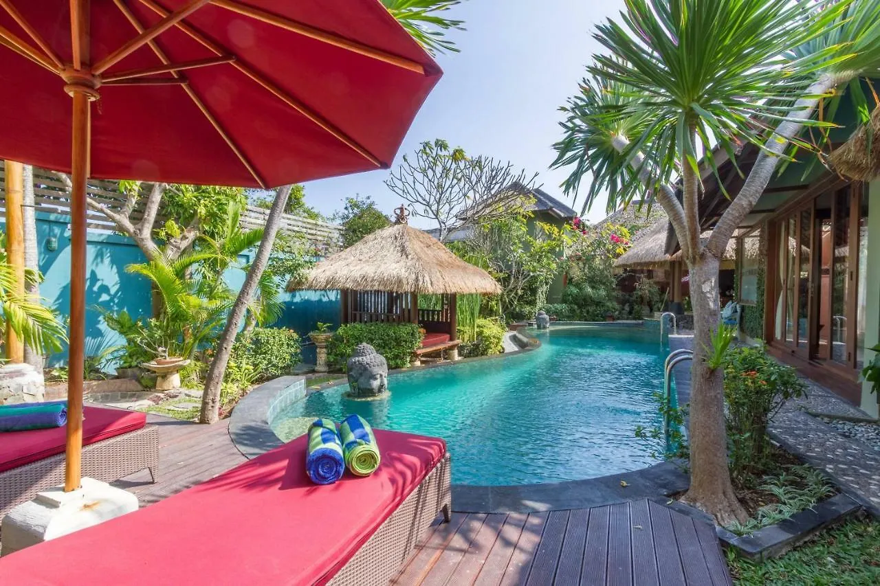 Villa Santhi - Beautiful Villa With Large Pool In Seminyak 0*, 세미냑