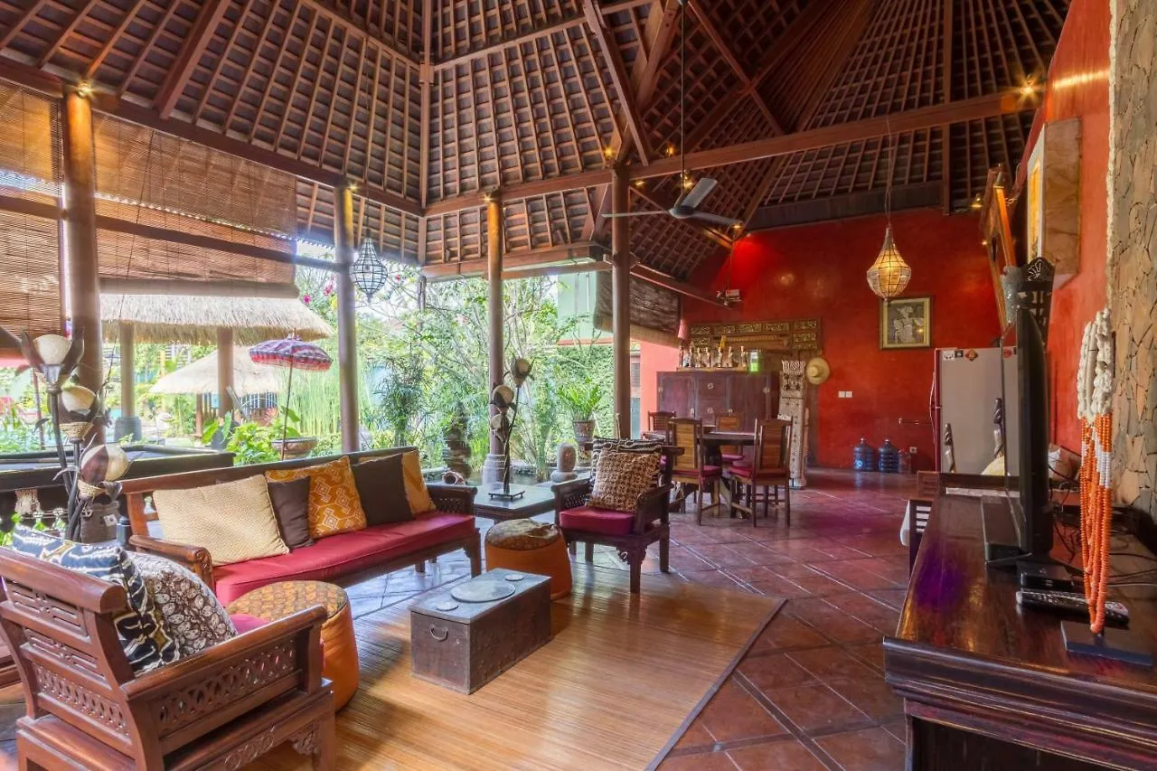 Villa Santhi - Beautiful Villa With Large Pool In Seminyak Ινδονησία